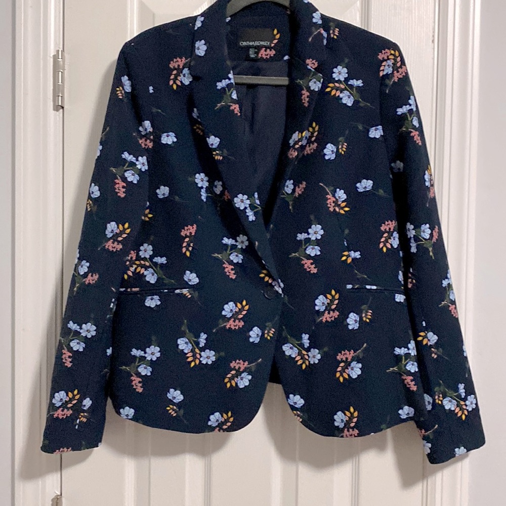 NWT, Cynthia Rowley navy blue floral jacket!
